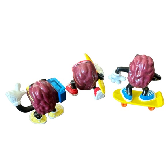 Vintage 1988 Hardee's California Raisins PVC Figure Captain Toonz/Skater/Surfer - Picture 2 of 9